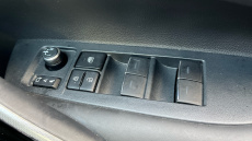 Toyota Corolla 1.8 VVT-i Hybrid Design 5dr CVT [Panoramic Roof] Hybrid Hatchback